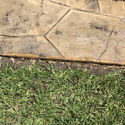 4G Construction - Different color on broken concrete by them