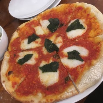 Die Pie - Margarita pizza - Pizza Near Me - Edmonton, Alberta