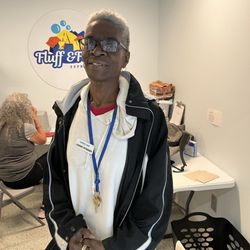 Lightning Laundry - Rhonda, Laundry Attendant Extraordinaire!