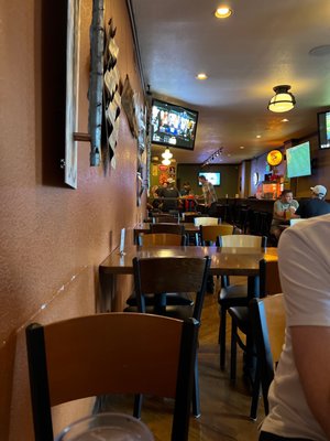 Federal Bar and Grill by null