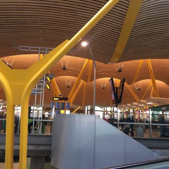 Madrid Airport Lounge - Airport Lounges Near Me - Madrid, M