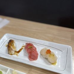 Bluefin Handroll Bar - Great sushi!