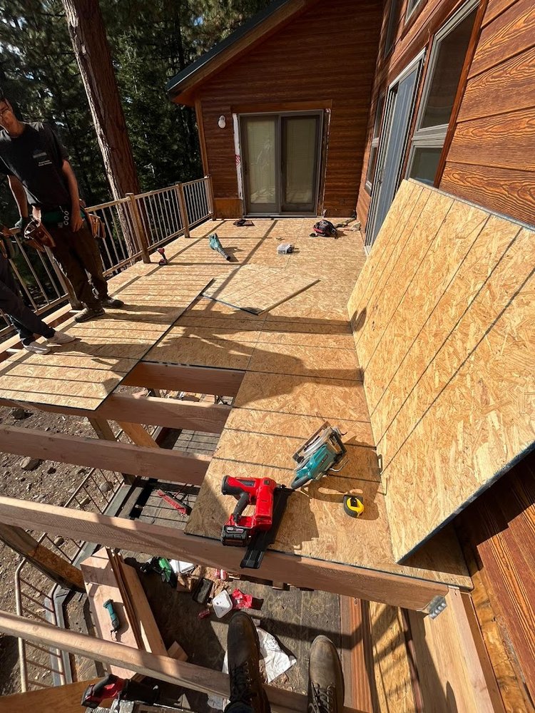 Slide of Manny's Metal Roofing