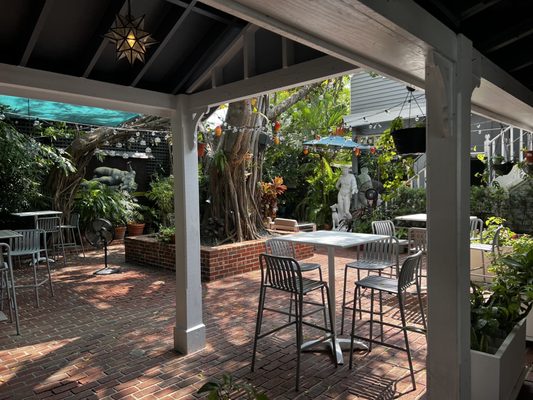 Mangoes Restaurant by null