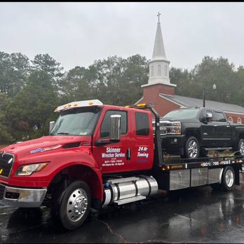 Skinner Wrecker Service - Lou truck #5 - Towing Near Me - Magee, Mississippi Skinner Wrecker Service - Lou truck #5 - Towing Near Me - Magee, Mississippi