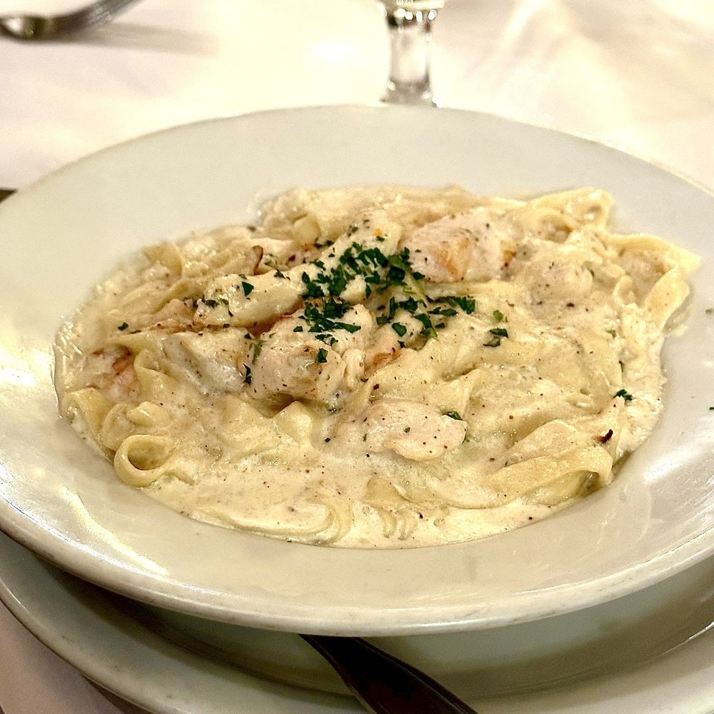 Buon Appetito Restaurant - Fettuccine Alfredo - Italian Near Me - Hayward, California Buon Appetito Restaurant - Fettuccine Alfredo - Italian Near Me - Hayward, California