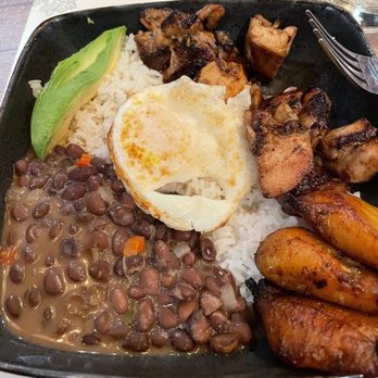 Cilantro Latin Fusion - Venezuelan Pabellon - Venezuelan Near Me - Columbus, Ohio
