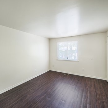 Oakview Apartments - Apartments Near Me - Coram, New York Oakview Apartments - Apartments Near Me - Coram, New York