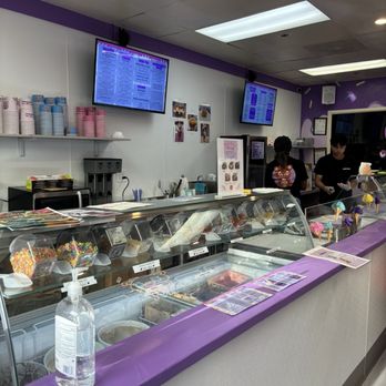 Cravingz - Ice Cream & Frozen Yogurt Near Me - Redwood City, California Cravingz - Ice Cream & Frozen Yogurt Near Me - Redwood City, California