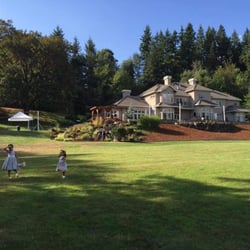 Grand Ridge Manor