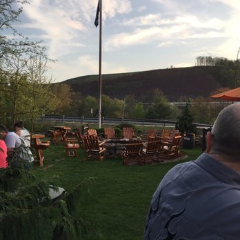 Riverwalck Saloon - Fire pit - Barbeque Near Me - Parryville, Pennsylvania