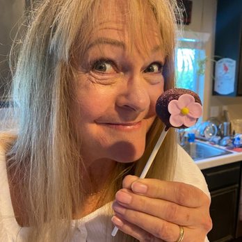 Karina’s Cake Pops - My mom loved her Mother's Day cake pops! - Bakeries Near Me Karina’s Cake Pops - My mom loved her Mother's Day cake pops! - Bakeries Near Me