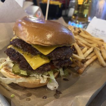 Buffalo Wild Wings - Smash Burger  with fries - Chicken Wings Near Me - Hermitage, Tennessee