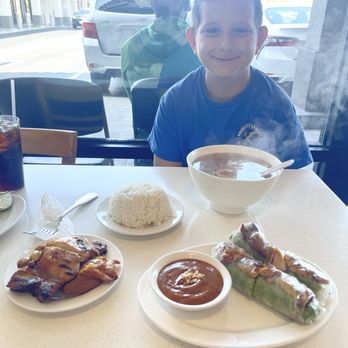 Pho Oh Tasty - Charbroiled Chicken Pho #27, Chicken spring rolls with peanut sauce, and a side of white rice. - Vietnamese Near Me - Orange, California