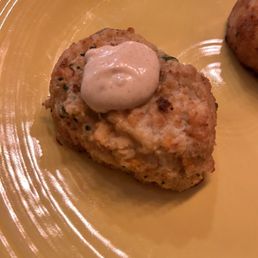 Shrimp and scallop cakes Shrimp and scallop cakes