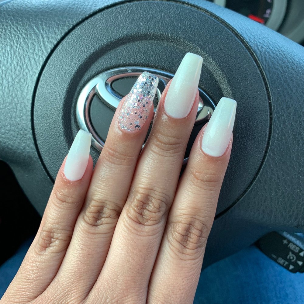 Color Me Beautiful Nails - Nails done by Heera - Nail Salons Near Me - Northridge, California Color Me Beautiful Nails - Nails done by Heera - Nail Salons Near Me - Northridge, California