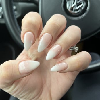 Pretty Nails - Ombré Dip Nails - Nail Salons Near Me - Oregon City, Oregon Pretty Nails - Ombré Dip Nails - Nail Salons Near Me - Oregon City, Oregon