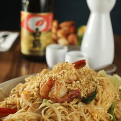 Restaurant Asiana - Pad Thaï " Poulet & Crevettes " | Thai Style Noodles