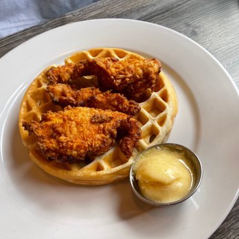 Clifton Cafe - Chicken & waffle w honey butter - Coffee & Tea Near Me - Clifton, Virginia