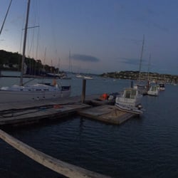 Salve Marine - Clear night from docks