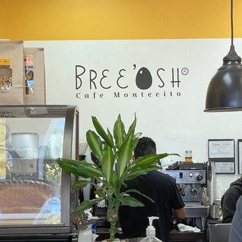 Bree'osh - Montecito - Inside view - Coffee & Tea Near Me - Santa Barbara, California