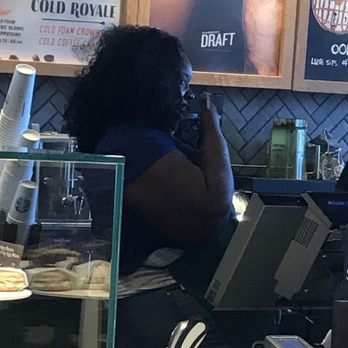 Starbucks - Coffee & Tea Near Me - Woodbridge Township, New Jersey