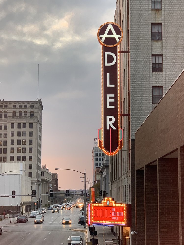 Adler Theatre, Davenport Roadtrippers