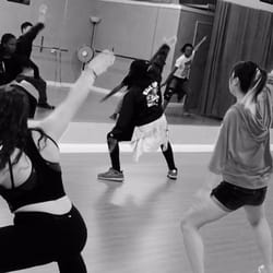 New Universe Entertainment Academy - Hiphop Class 1