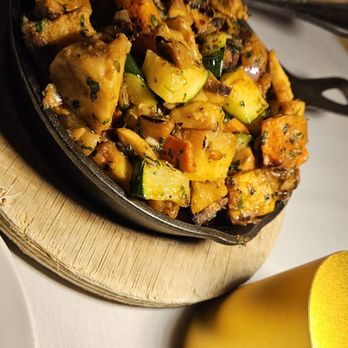 Cotton Calf Kitchen - New American Near Me - Braselton, Georgia