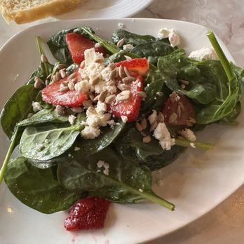 Undercurrent Restaurant - Spinach Salad - French Near Me - Greensboro, North Carolina