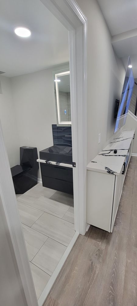 Slide of Michael Matthews Construction & Development