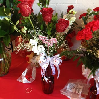 Fiesta Creations - getting ready for Valentine's Day - Party & Event Planning Near Me - Los Angeles, California Fiesta Creations - getting ready for Valentine's Day - Party & Event Planning Near Me - Los Angeles, California