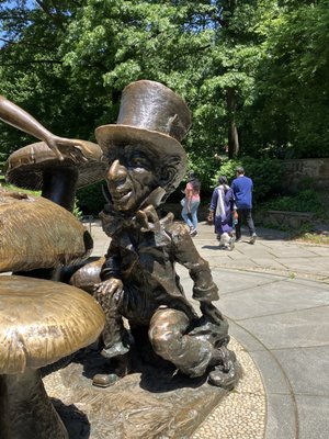 Alice in Wonderland by null