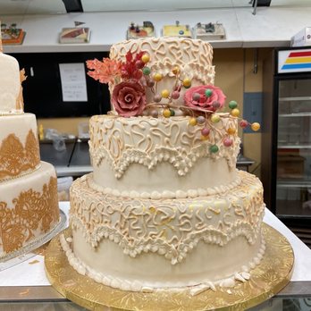 Passage To India - Dirty display cake - Bakeries Near Me - Mountain View, California