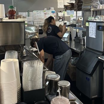 Walden's Coffeehouse - This girl should be fired! - Coffee & Tea Near Me - Reno, Nevada