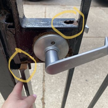 Ray's Welding and Repair - Before photos - Fences & Gates Near Me - Chicago, Illinois Ray's Welding and Repair - Before photos - Fences & Gates Near Me - Chicago, Illinois