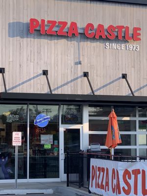 Pizza Castle by null