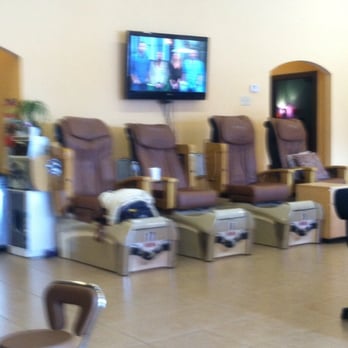 Cute Nail - Beach houses on tv - Nail Salons Near Me - Gun Barrel City, Texas