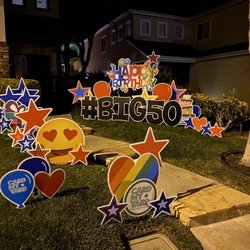 Card My Yard - Santa Clarita