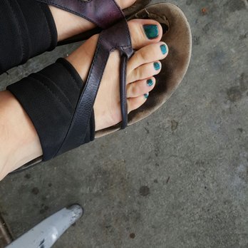 Head To Toe - Feel so much better - Nail Salons Near Me - Granada Hills, California