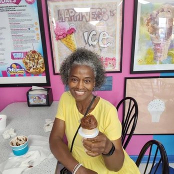 Meyer'S Ice Cream - Fun and delightful ice cream dining area at Meyer's! - Ice Cream & Frozen Yogurt Near Me - Surfside Beach, South Carolina Meyer'S Ice Cream - Fun and delightful ice cream dining area at Meyer's! - Ice Cream & Frozen Yogurt Near Me - Surfside Beach, South Carolina