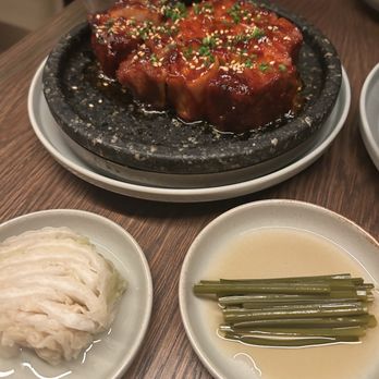 Yeobo Darling - Pork collar and banchan - Taiwanese Near Me - Menlo Park, California Yeobo Darling - Pork collar and banchan - Taiwanese Near Me - Menlo Park, California
