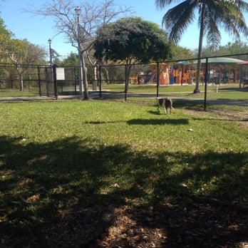 Lago Mar Dog Park - Dog Parks Near Me - Miami, Florida