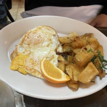 Raymond's - Eggs Any Style - American Near Me - Montclair, New Jersey