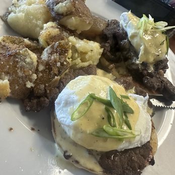 Brewer Union Cafe - Shaved Ribeye Eggs Benedict - Breakfast & Brunch Near Me - Brewerton, New York