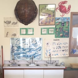 Salem Montessori School - They help clean up every day!