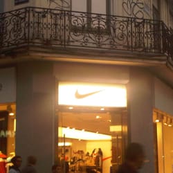 Nike
