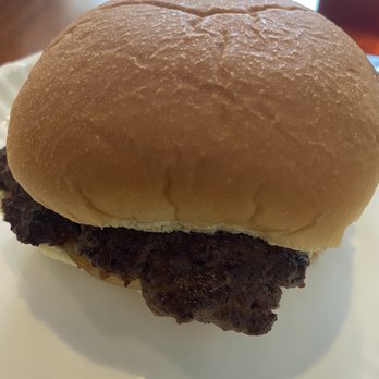 Field & Main Restaurant - OooMami Smash Burger - Seafood Near Me - Marshall, Virginia