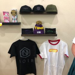 Sierra Green - Timeless and Noir gear
