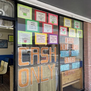 Big Tomy's - Outside. - Burgers Near Me - Culver City, California